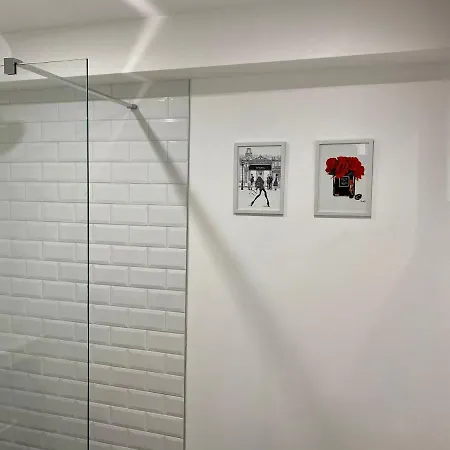 petit studio plein centre *